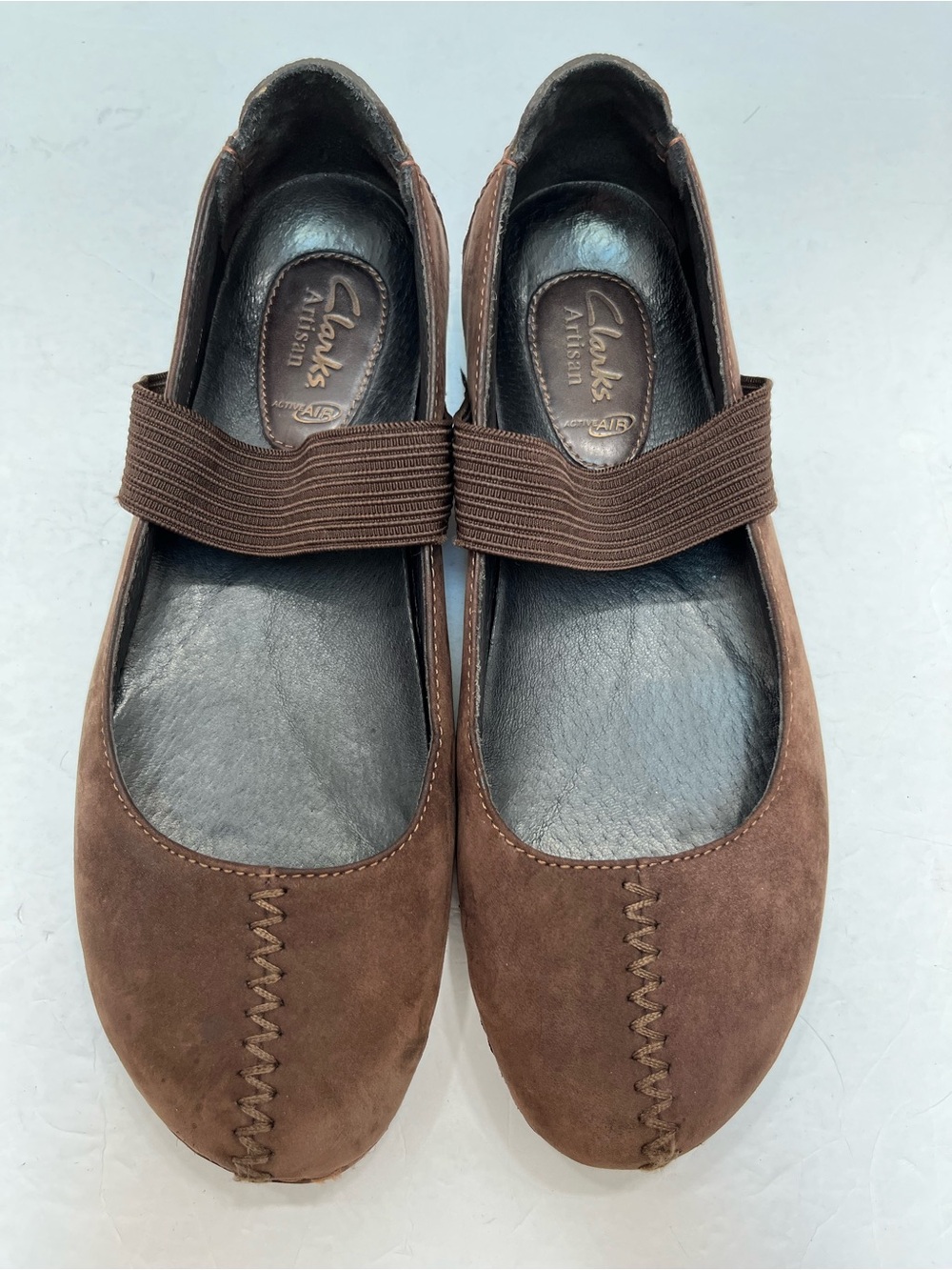 Clarks Artisan SizeUS8.5 Brown Suede Mary Jane Flat Shoes Comfort Elastic Strap